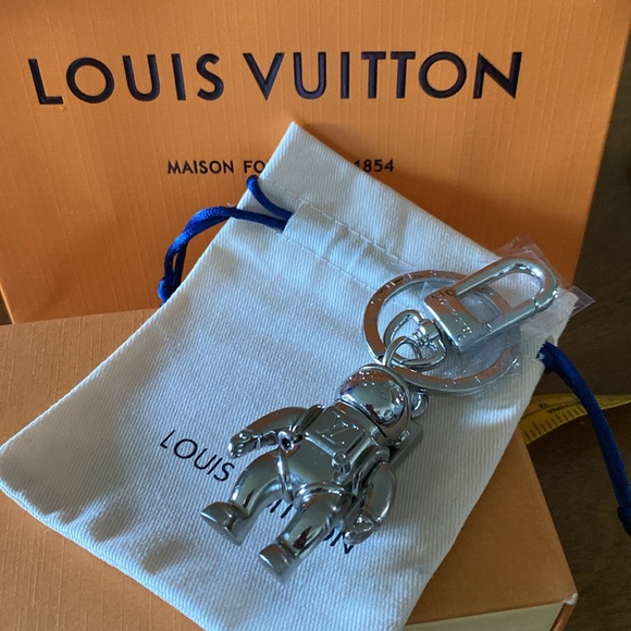 Louis Vuitton Full Inclusion Spaceman Bag Charm - Picture 3 of 7
